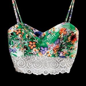 Floral Lace Trim Crop Top